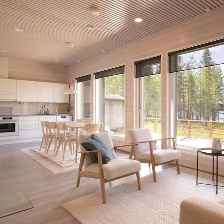 Mesiranta Inarinjaerven Rannalla Villa