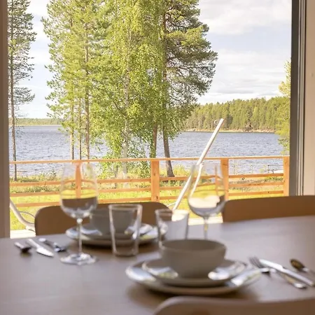 Mesiranta Inarinjaerven Rannalla Villa Nellim